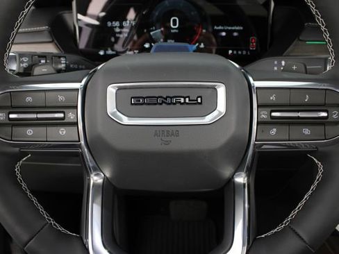 New 2026 GMC Acadia Denali Ultimate w/ LPO, All-Weather Package AWD/4WD image 15