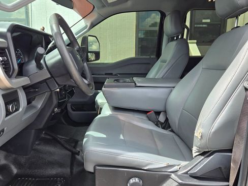 Used 2024 Ford F350 XL AWD/4WD image 9