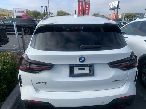 Used 2024 BMW X3 sDrive30i w/ Premium Package RWD image 6
