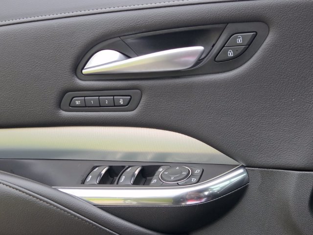 Used 2023 Cadillac XT4 Premium Luxury FWD image 28