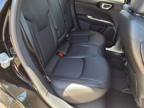 New 2025 Jeep Compass Latitude w/ Altitude Special Edition image 9