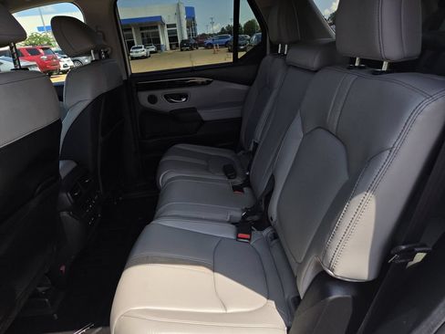 Used 2025 Honda Pilot EX-L image 20