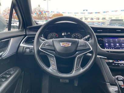 Used 2025 Cadillac XT5 Premium Luxury