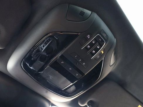 New 2024 Maserati Levante GT Ultima image 23