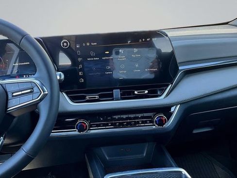 New 2026 Chevrolet Equinox LT image 6