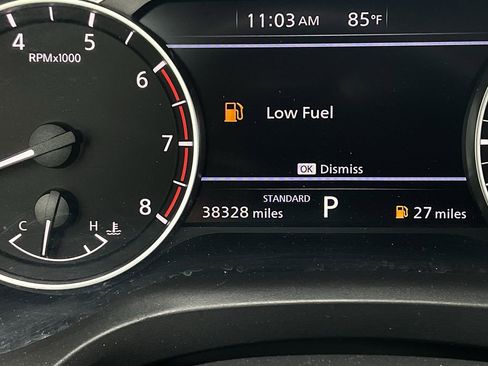 Used 2025 Nissan Rogue SV FWD image 38