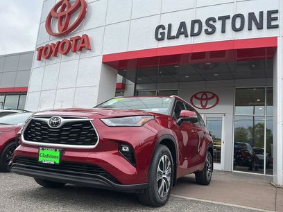 Used 2022 Toyota Highlander XLE