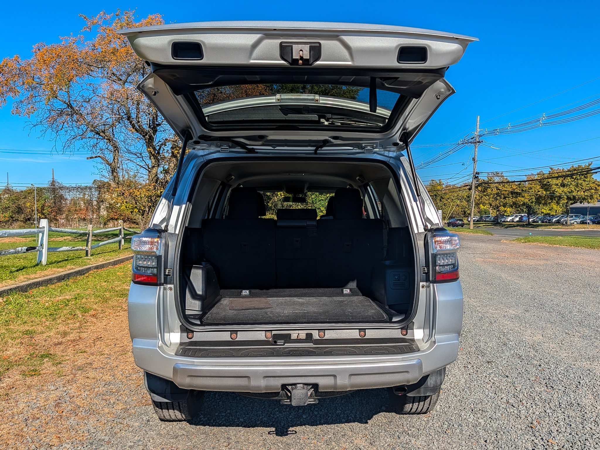 Used 2014 Toyota 4Runner Trail AWD/4WD image 7