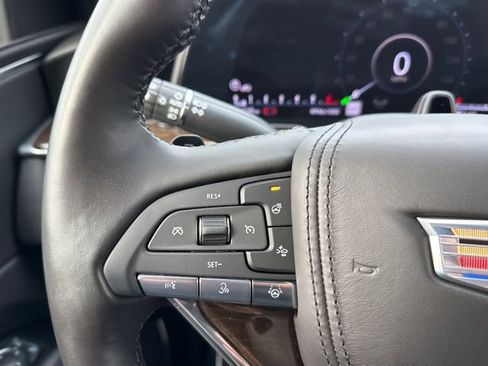 Used 2023 Cadillac Escalade Premium Luxury Platinum AWD/4WD image 38