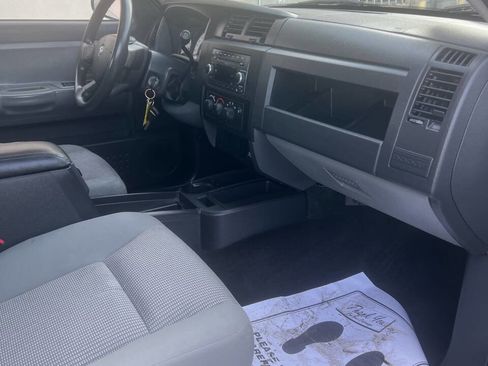 Used 2011 Dodge Dakota Big Horn image 20