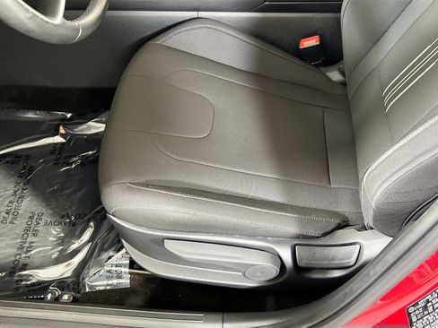 Used 2023 Hyundai Elantra SEL w/ Convenience Package image 19