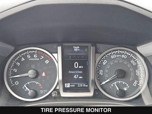 Used 2023 Toyota Tacoma SR5 image 13