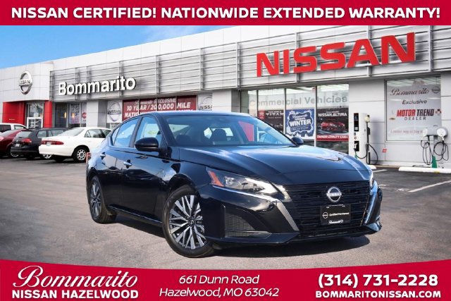Certified 2025 Nissan Altima 2.5 SV w/ SV Premium Package FWD image 1