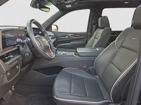 Certified 2023 Cadillac Escalade ESV Premium Luxury image 10