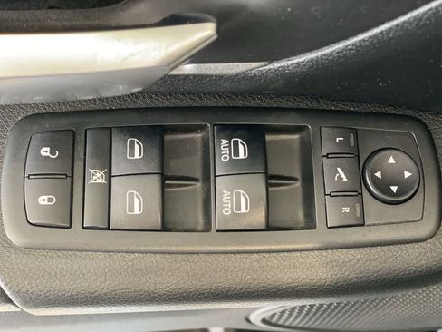Used 2019 RAM 1500 Big Horn AWD/4WD image 16