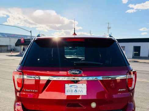 Used 2018 Ford Explorer Limited w/ Equipment Group 301A image 4