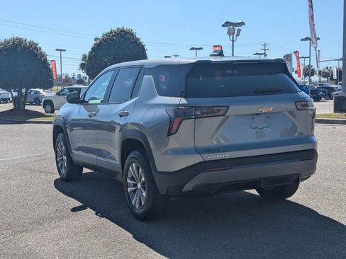 Used 2025 Chevrolet Equinox LT image 5