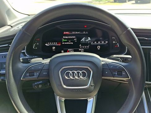 Used 2023 Audi Q7 3.0T Premium Plus AWD/4WD image 24