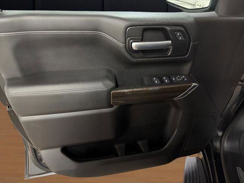 Used 2019 Chevrolet Silverado 1500 LT w/ Convenience Package image 11