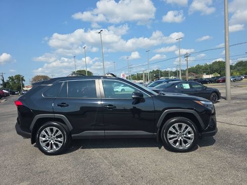 Used 2024 Toyota RAV4 XLE Premium w/ Weather Package AWD/4WD image 4