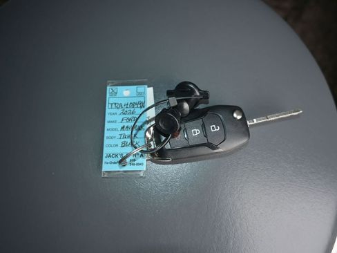 New 2026 Ford Maverick XL image 20