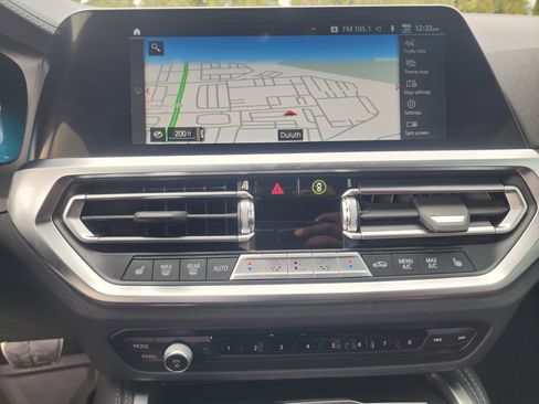 Used 2022 BMW M440i Convertible w/ Premium Package image 27