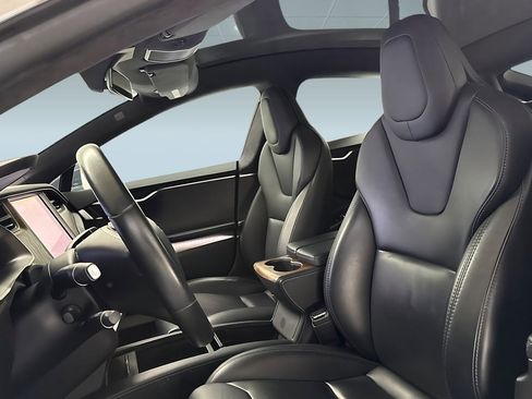Used 2018 Tesla Model S 75D image 19