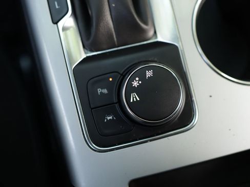 Used 2024 Chevrolet Blazer LT w/ Convenience Package FWD image 18