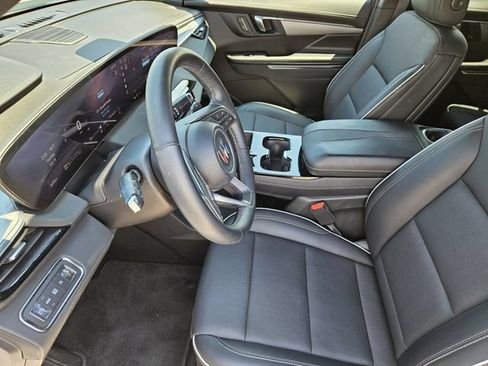 Used 2025 Buick Enclave Preferred FWD image 13