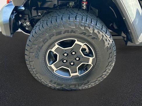 Used 2022 Jeep Gladiator Mojave w/ Trailer Tow Package image 30