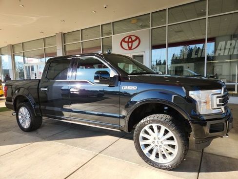 Used 2018 Ford F150 Limited image 4