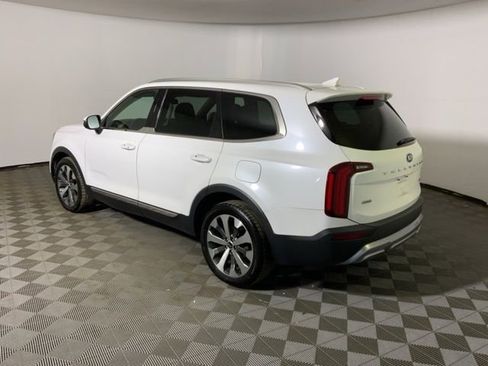 Used 2020 Kia Telluride EX w/ EX Premium Package AWD/4WD image 12