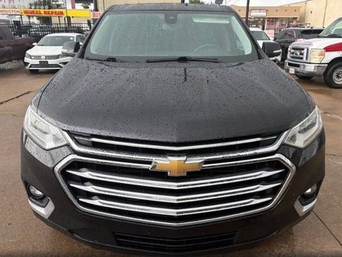 Used 2019 Chevrolet Traverse High Country AWD/4WD image 2