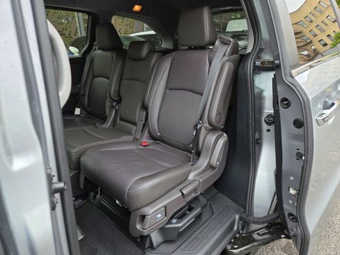Used 2024 Honda Odyssey EX-L image 14