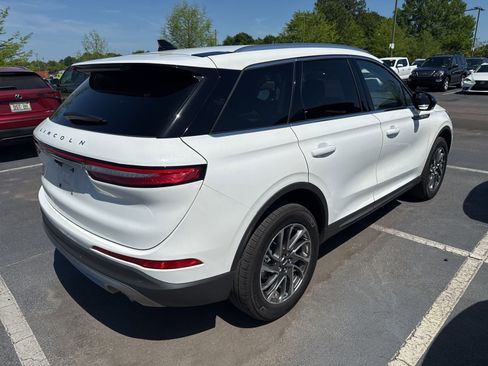 Used 2022 Lincoln Corsair FWD w/ Equipment Group 101A image 4