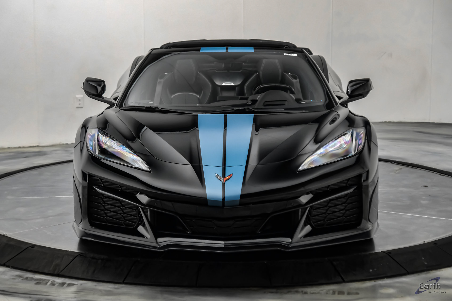 Used 2023 Chevrolet Corvette Z06 w/ Stealth Interior Trim Package RWD image 39