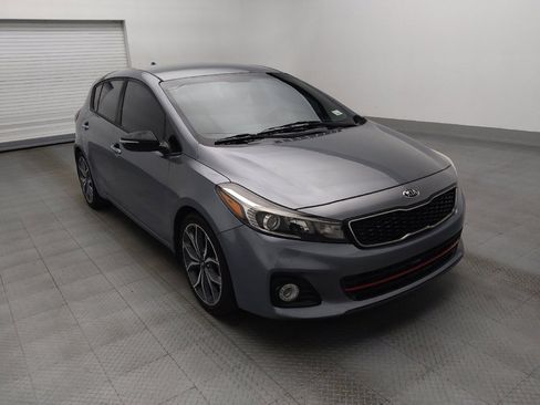 Used 2017 Kia Forte SX FWD image 13