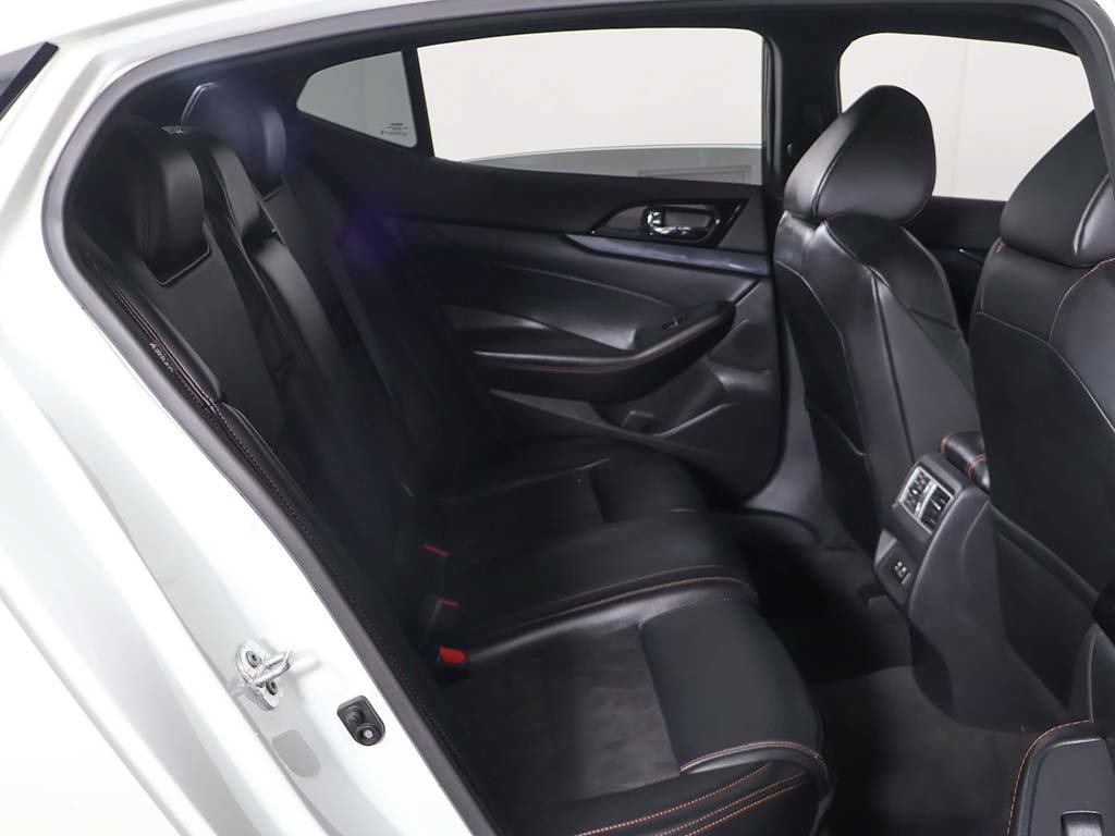 Used 2023 Nissan Maxima SR w/ Sport Mat Group FWD image 34