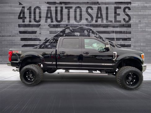 Used 2017 Ford F350 Lariat w/ Lariat Ultimate Package image 3