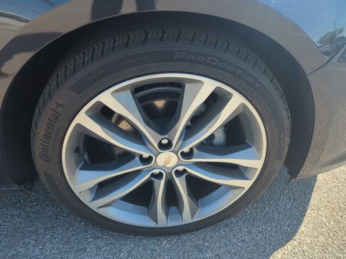 Used 2023 Chevrolet Malibu LT w/ LPO, Floor Liner Package FWD image 8