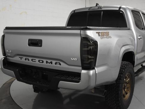 Used 2023 Toyota Tacoma SR image 3
