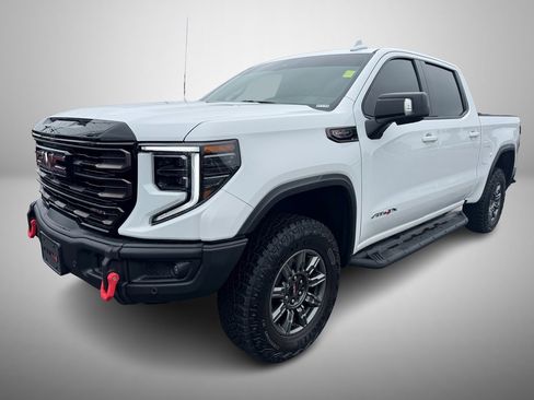Used 2025 GMC Sierra 1500 AT4X image 2