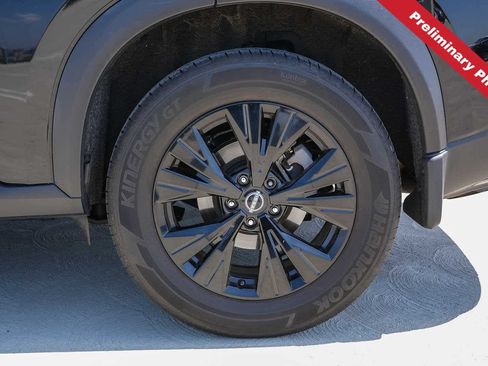 Used 2023 Nissan Rogue SV w/ SV Premium B Package FWD image 10