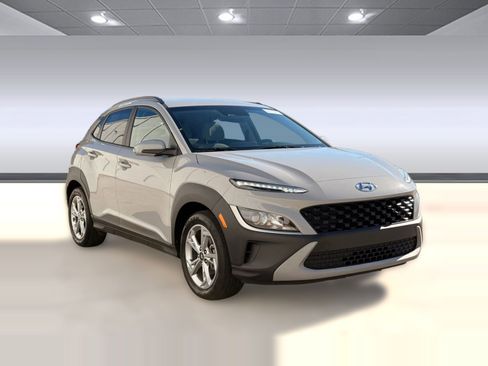 Used 2023 Hyundai Kona SEL image 7