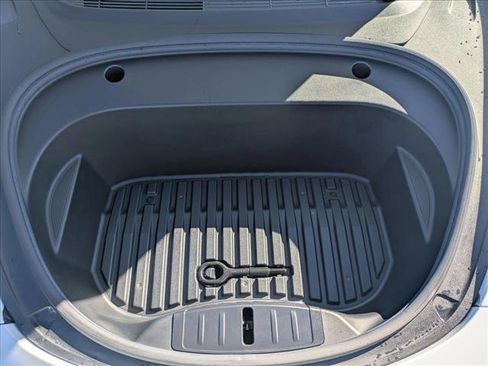 Used 2022 Tesla Model 3 Performance image 23