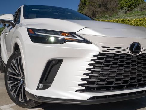 New 2026 Lexus RX 350 image 5