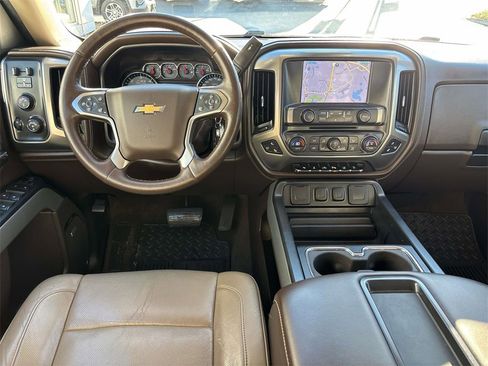 Used 2015 Chevrolet Silverado 1500 LTZ Z71 w/ LTZ Plus Package image 12