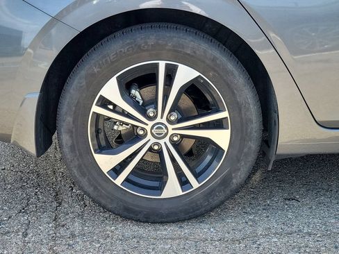 Used 2023 Nissan Sentra SV w/ All-Weather Package FWD image 5