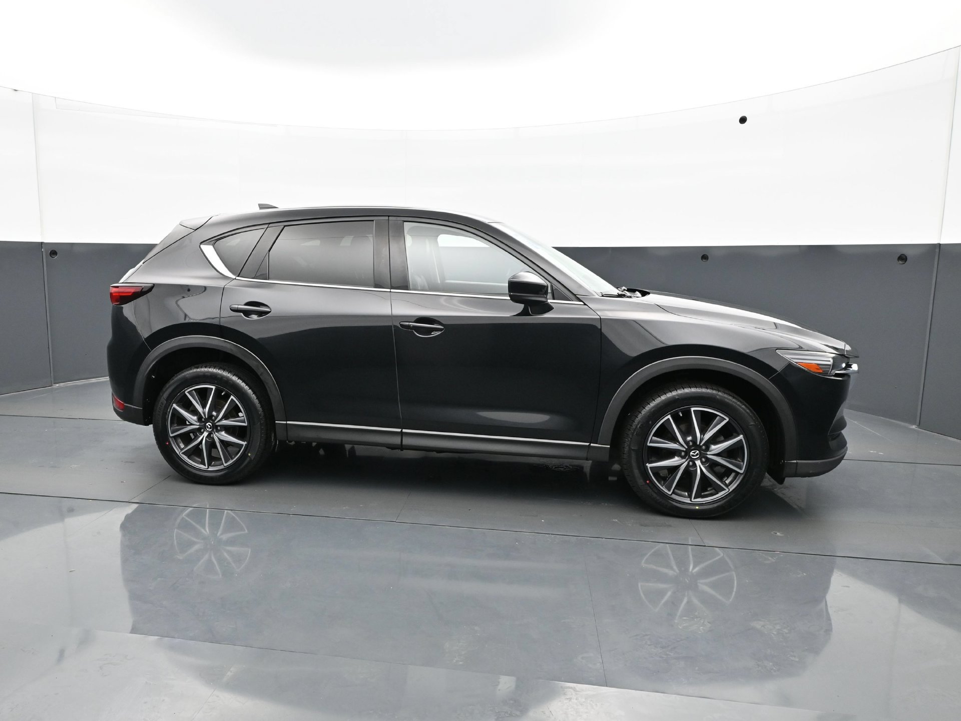 Used 2017 MAZDA CX-5 Grand Touring AWD/4WD image 8