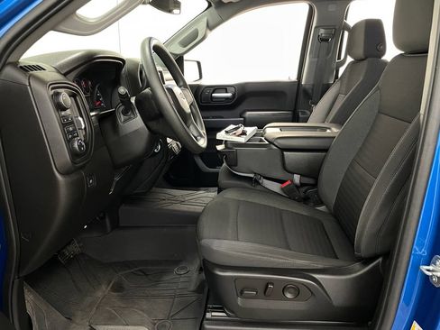 Certified 2022 Chevrolet Silverado 1500 Custom w/ Rally Edition AWD/4WD image 7